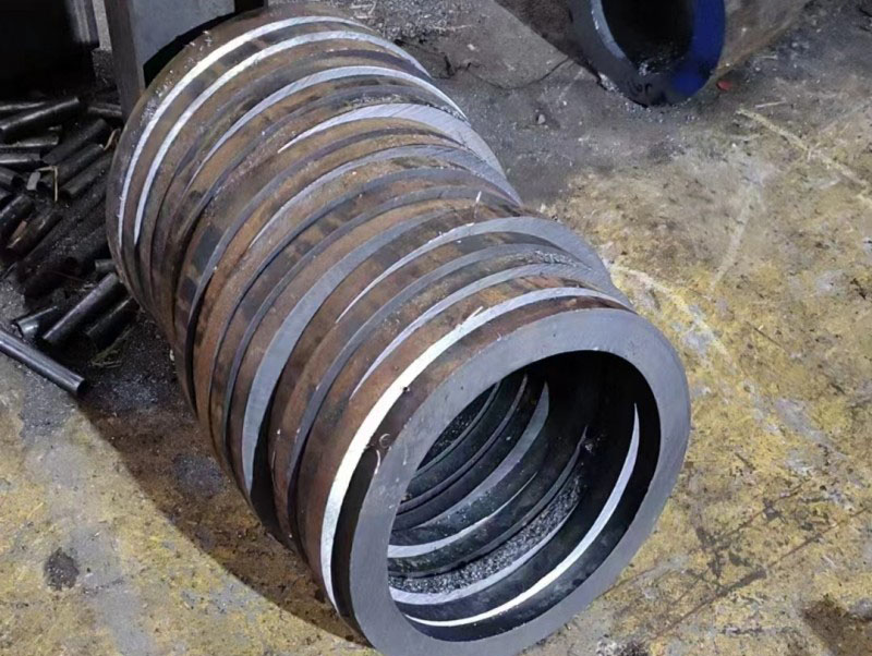 滨江30CrMo无缝钢管切割